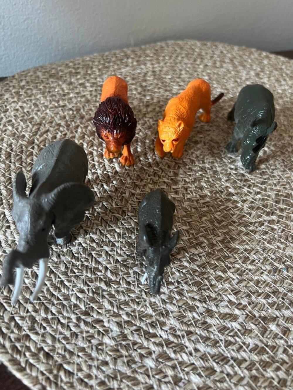 Set of 5 Plastic Safari Animal Figures (3 Inches) Kids Toys
